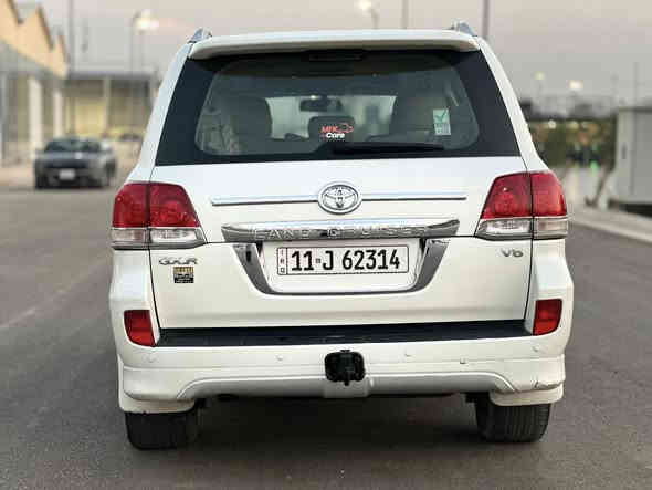 لاندكروز ٢٠١١ بغداد بسمي 
محرك ٦ سلندر جاهز مكينه كير مامفتوح صدر تخم تاير تبريد ثلج السيارة بيه صبغ ٥ قطع بدون لغد ولا شاصي ماشيه ١٤٦ مكان السياره بغداد السعر ٢٥٥ للاستفسار اتصال فقط ماكو خاص 

***********
