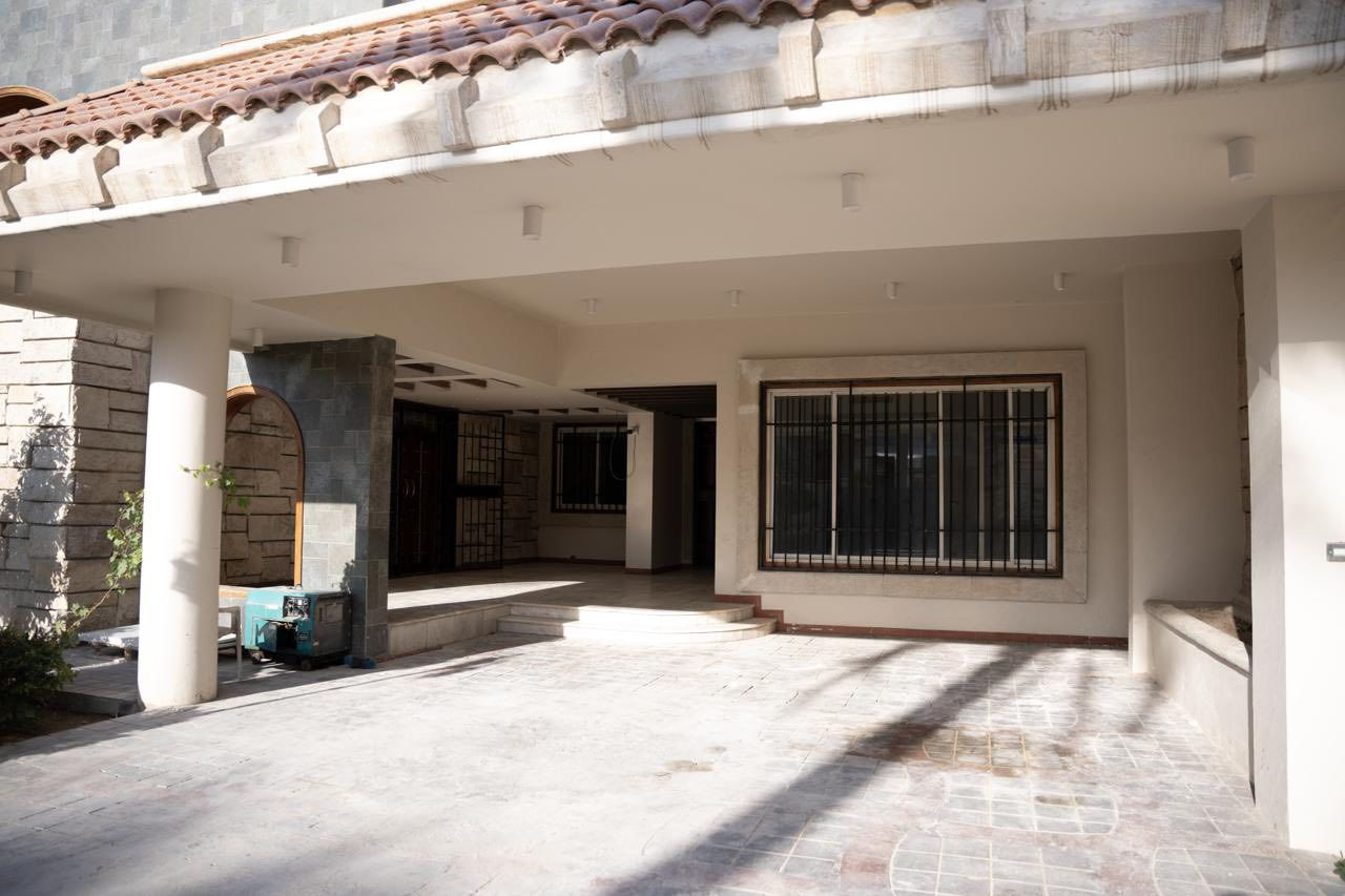 فيلا للإيجار حصراً الى شركة اجنبية 
المساحة:  +1000 متر
العنوان : المنصور الاميرات
سعر الايجار : 180,000 دولار سنوياً قابل للتفاوض

للاستفسار : ***********
