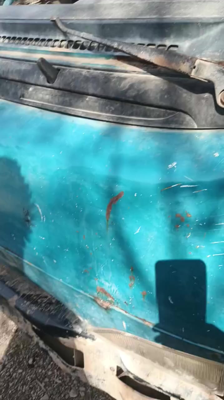 سلام عليكم كيه سامسوك موديل 200 رقم ألماني ديالى مكينة كير جديد اكسل جديد سيارة بيني تريد وكله تريد تحويل سعر 25 بيه مجال ***********
