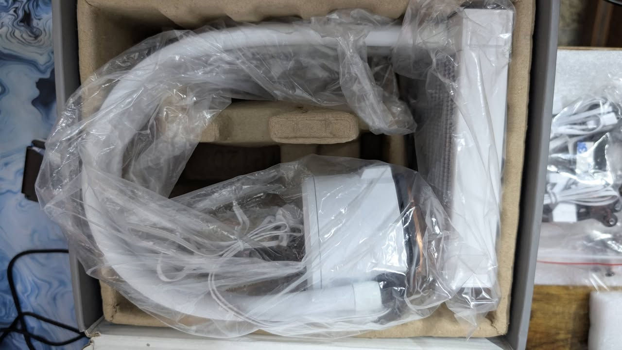 TH120 V2 ARGB Sync Snow Edition مبرد مائي جديد غير  مستخدم للبيع سعر 45 الف لون أبيض


**إذا كنت صاحب هذا الإعلان وتريد حذفه لأي سبب، رجاءا أرسل رسالة إلى الدعم الفني**