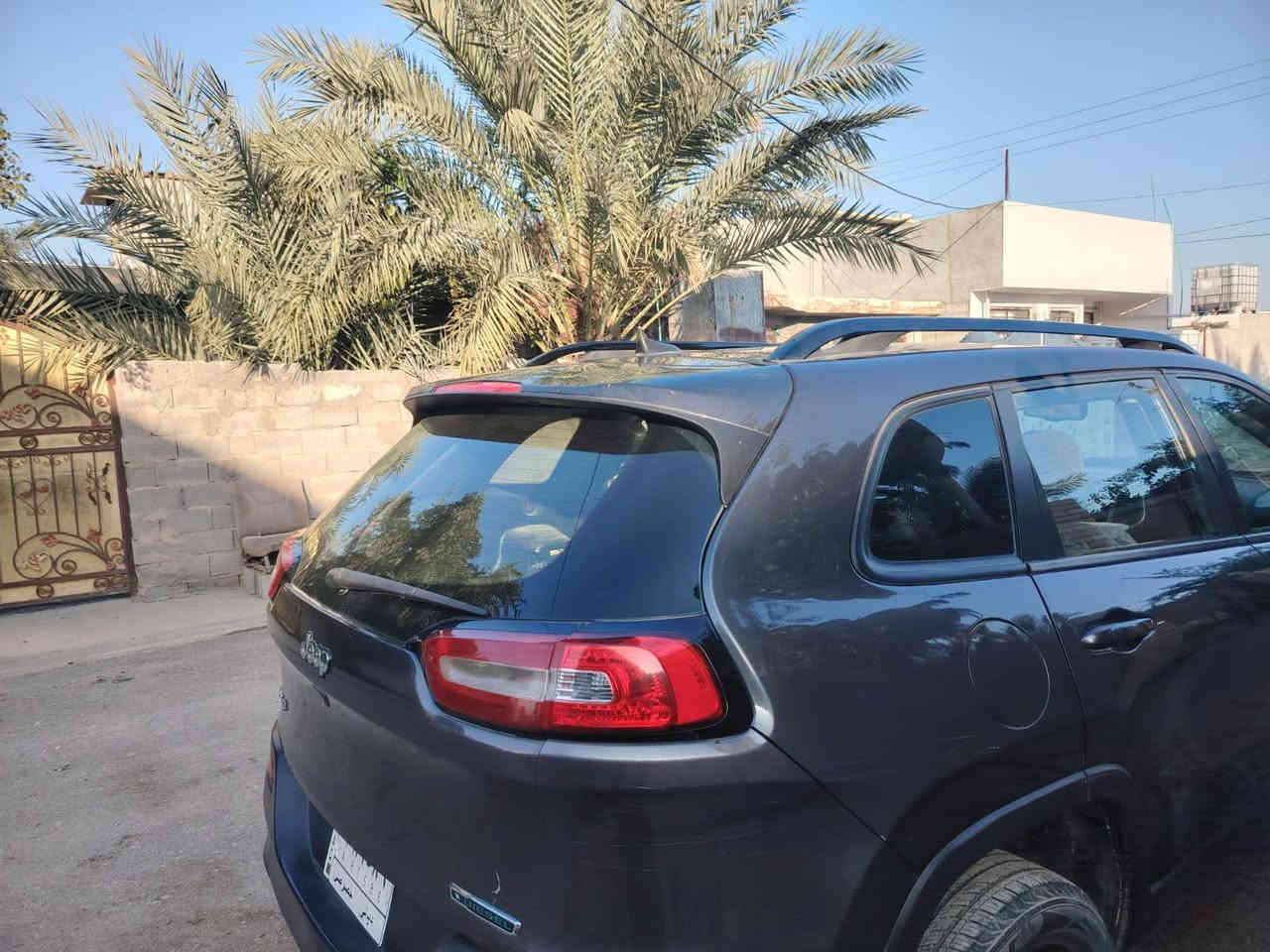 السلام عليكم للبيع سيارة ايرباكات سليمة
___________________________
♦️نوع السيارة:-جيب _شيروكي (بزون)
♦️الموديل:٢٠١٦
♦️ ماشيه   - ١٠٠ الف ميل 
♦️اللوحة:-  رقم ديالى 
  باسمي
مكينه 2400 
المواصفات 
1-شاشة كبيرة
2-كامرة خلفيه
3_كشنات جلد
4-هند أبريك بصمة
5-كشافات زنون
6-لايت زنون
7-لد نهاري
8- اوتو ستوب 
9-ويل كب بلادي
10-بصمة تشغيل
11_بصمة أبواب
12-تحكم أستيرن 
13_حجم المحرك. 4 سلندر.                                             
14_داخل مخمل اسود
رقم الهاتف   ***********
بي واتساب 
مكاني ديالى  السعر115 $
