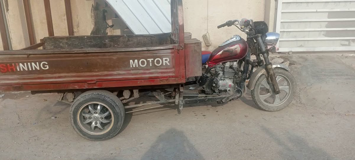 ***********
السلام عليكم ورحمه الله 
ستوتا للبيع 
سعرها 950بيها مجال
العنوان حي العامل نهايه الكيات قرب مجمع البغدادي
