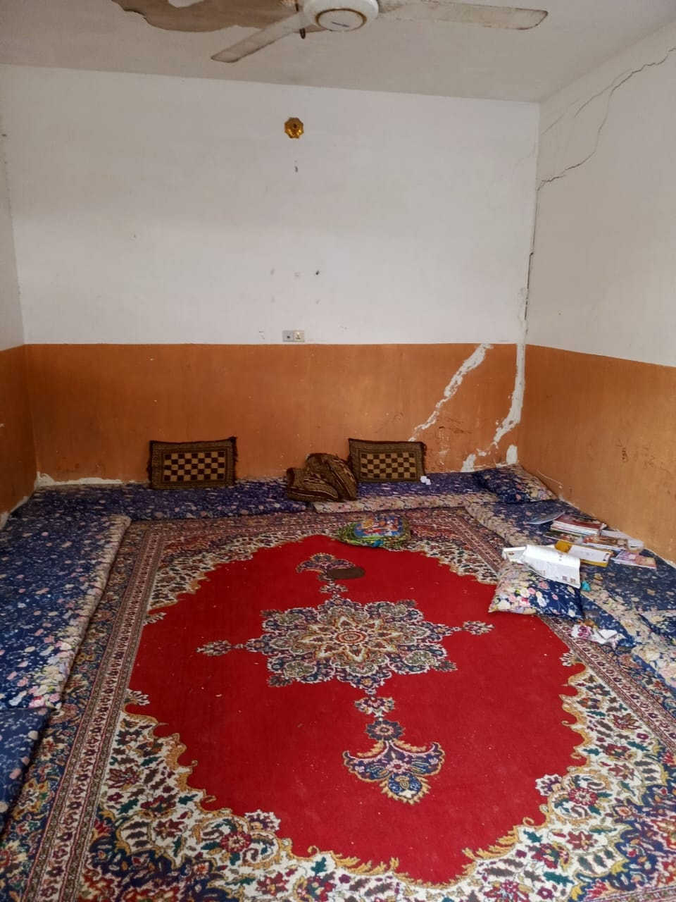 مكـ✯͜͡الدوحه𝄠ـتب

🕌 بسم الله على بركة الله🕌

🏡 مشتمل  # للبيع 

🏡 موقع المشتمل_ الانبار _ الفلوجه 

✴️ في حي الشهداء بال 23 ألف 

🛣 شارع 20م نافذ على شارع 40م 

✴️ طابو صرف  تحويل  

🏠 مساحه 150م 

🧱 الوجه 10م 

🧱 النزال 15م 

🏡 موقع مميز تتوفر كافه الخدمات 

💵 السعر  62 مليون وبي مجال 📝✅  

⭕ اذا عندك عقار تريد تعرضه للبيع او تريد تشتري عقار 

📬فقط ارسال المعلومات  على الواتساب او الاتصال على هواتف المكتب 

🤳متابعة الصفحه يصلك كل ما هو جديد

⏪ملاحضه: السعرالعقار  يحدد من قبل البائع

  🏘️بيع وشراء الأراضي السكنية والزراعية وكافة

 العقارات🏘️🌐Anbar Fallujah_ الانبار الفلوجة🌐

♦️الاستفسار 📥 عنوان المكتب شارع المنجزات قرب مجمع احمد عريبي حي نزال 

    (((مكتب الدوحه يرحب بكم في كل وقت)))) 

(««نستقبل هواتفكم على لارقام التالية»»)) 

                    ----(مصطفى ال عباس)----

***********
***********
