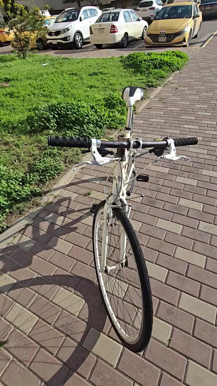 ميحتاج اشرح على هاذا الغزال الماركه معروفه
كلشي واضح بالتصوير والتجربه النضافه واضحه كلشي بلادي من الشركه ***********
