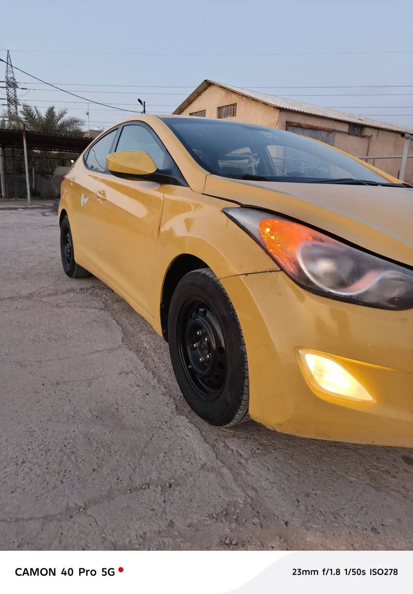 سلام عليكم النترا 2012 أمريكي بس بنيد والباقي ليبل واحد بدون دواخل جاهزه مكينه كير حداديه تبريد تخم تاير رقم بغداد بسمي هزه جديده ورقم جديد مصفره هيئه وغرامات مكاني كربلاء السعر 93 وبيها مجال ***********
