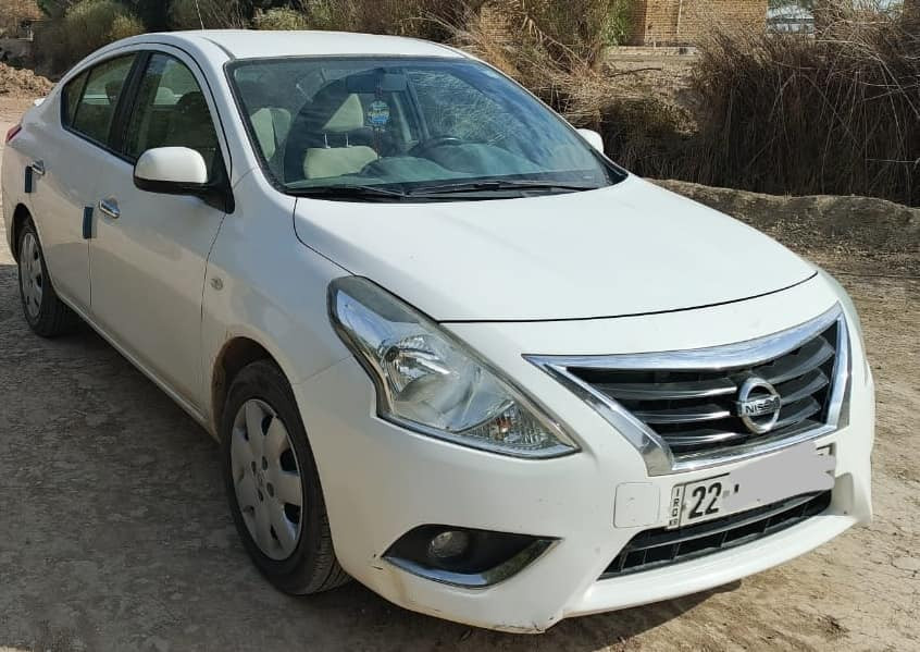 هندي بليته زركه موديل 21 رقم جديد مكفوله من الصبغ والفتح التبديل كفاله عامه السعر 115مكان ديوانيه ***********
