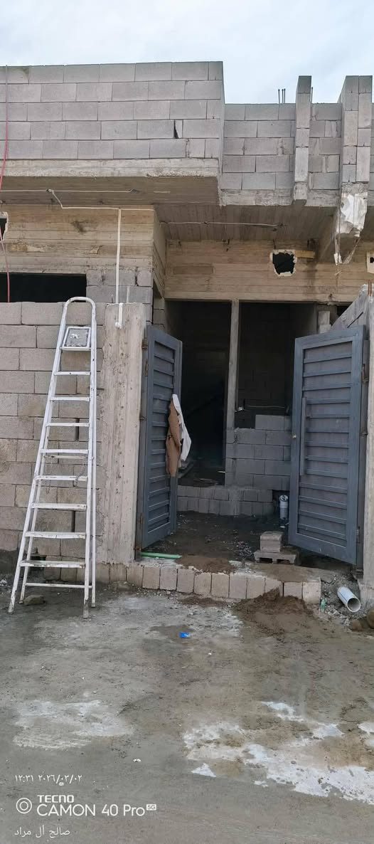 تم اكمال بيتين 100م
تأسسيسات كهربائيه في الرشيديه ق6
بسعار مناسبه 
متفرغ حاليآ
***********
***********
