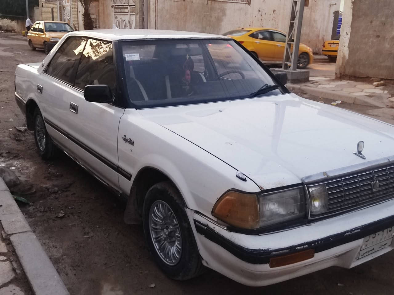 هارتوب سيدان  موديل ٨٩رقم ميسان محرك كير كسن كفاله محرك ونجي سياره حلوه بدون خياس مكاني ميسان سعر ٣٧بيه مجال شراي يتصل ***********
