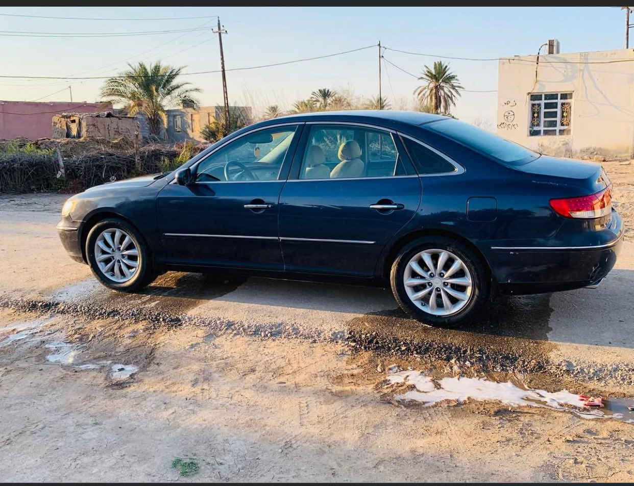 السلام عليكم هونداي ازيره لبيع موديل 2007 وارد أمريكي ضربته خشم الجاملغ المامي فقط محرك 6سلندر رقم بغداد دولي بسمي سياره جاهزه حداديه تخم  تبريد ثلث قطع شغال كشنات جلد كهربائي مكاني ناصريه 
***********
