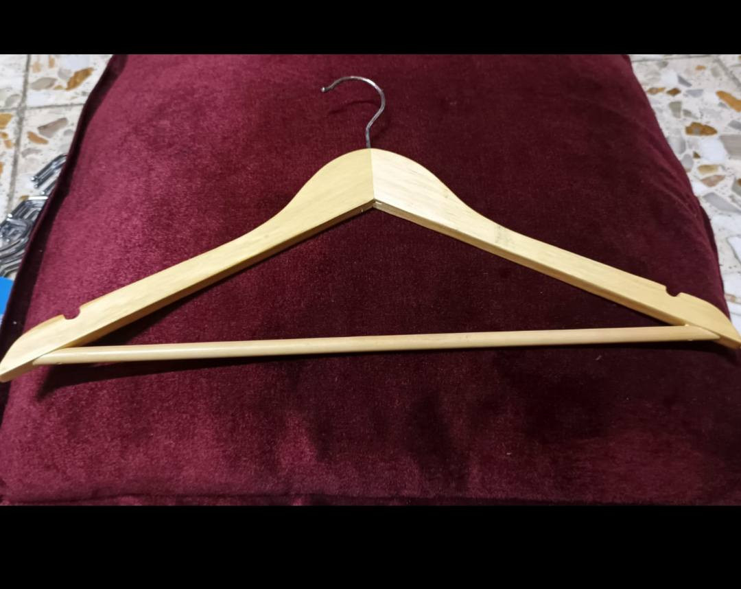 السلام عليكم توفر انواع التعاليك والقراصات والعصا والزنجيل بيع جملة ومفرد بانسب الاسعار اي شي تريده دزلي صورته وان شاء الله موجود موجود توصيل لكل العراق الشراي عل رقم *********** واتساب ولي ماعنده واتساب خاص وتدللون
