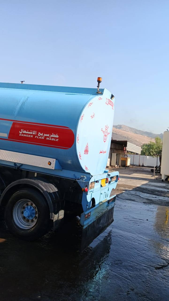 سلامعليكوم تانكي تك تاير لبيع   كميه 38000 تخم تاير جديد رقم سنويه موحد  سعر 50. ورقه و بي مجال ***********
