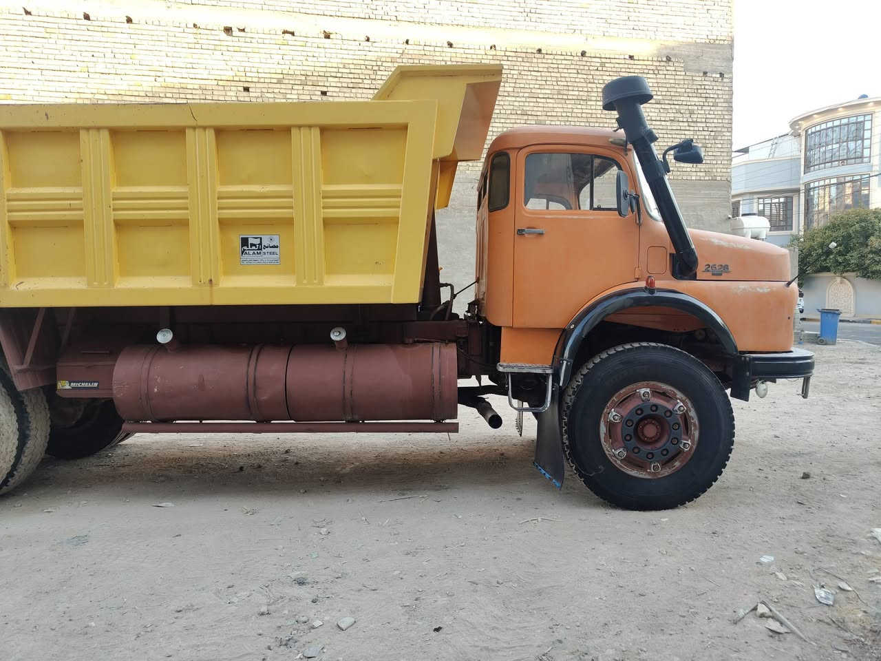 لبيع موديل 82 سياره خير من الله مكينه جديده لا تنقيص ولا تبخير كير جديد 111مجموعه 18 تخم تاير تخب بنز حصيره مايلر سياره سكس مطوله كهربائيات كامله سياره مابيه نقص جاهزه للعمل مكان بغداد للستفسار ع رقم ***********

