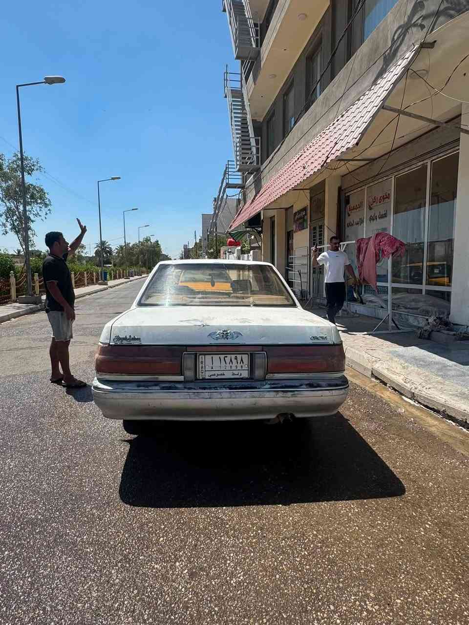 سلام عليكم هارتوب موديل89 بلاديه بدون ضربه رقم واسط تحويل ثاني يوم سونيه لل29 صدر امامي خلفي كله جديد تبريد شغال نقصهه بطانه السائق فقط سعر 35 وبيهه مجال للستفسار ***********
