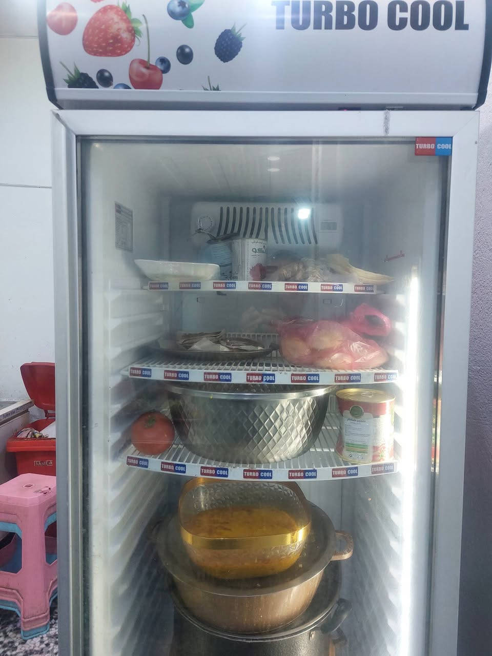 كافتريا للبيع كامله جديدة بالحي الصناعي الخدمي بابل موقع ممتاز جدا صار شهر من فتحتها غراض كاملة جديدة كولها للاتصال ***********
