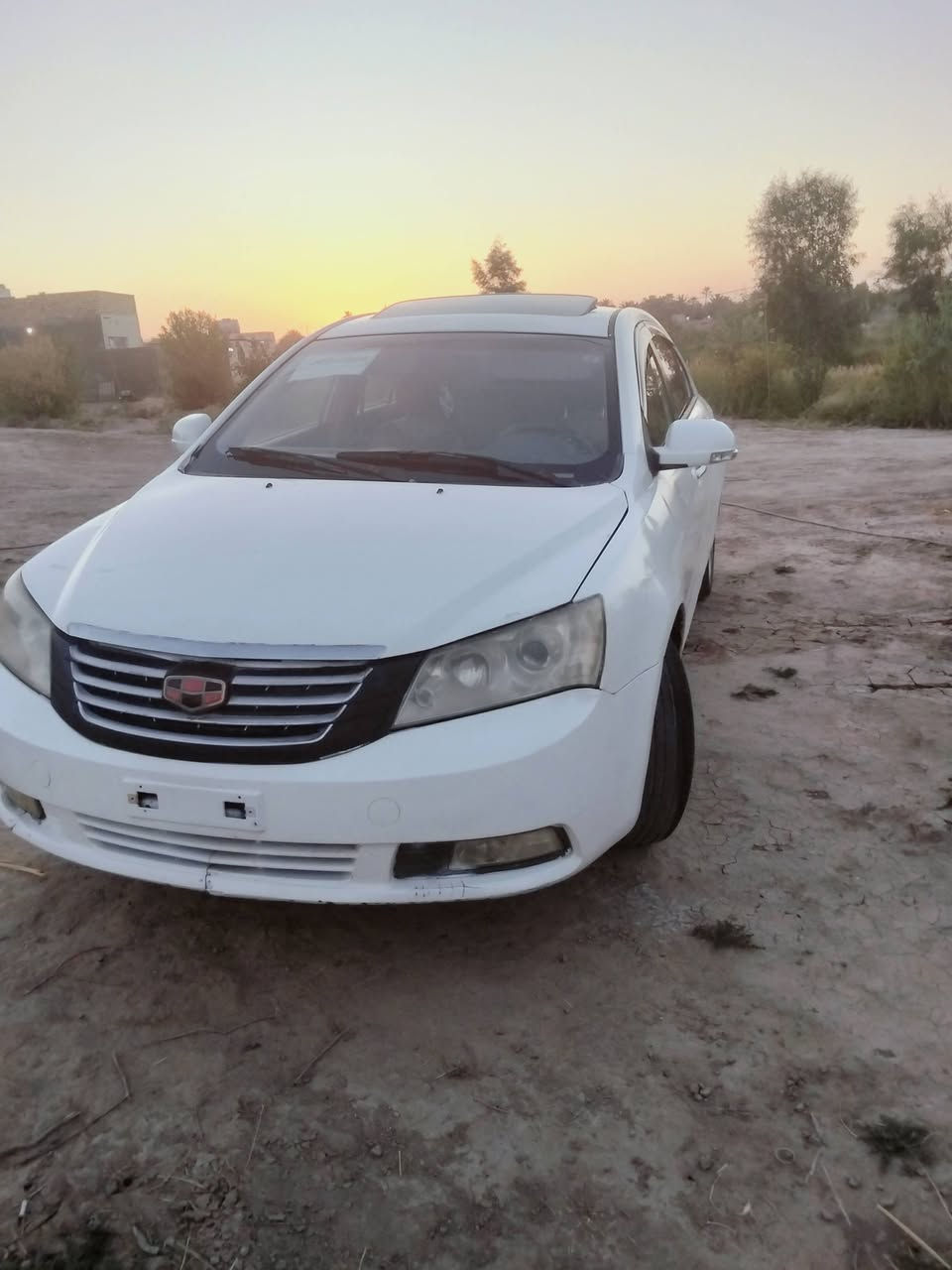 موديل 12 جاهزه محرك وكير وتبريد ثلج حساسات خلفيه ريمونت شغال رقم قادسية جديد ضربه قويه مابيه خياسات ومصلحات سعره 37 ورقه مكاني ديوانيه


**إذا كنت صاحب هذا الإعلان وتريد حذفه لأي سبب، رجاءا أرسل رسالة إلى الدعم الفني**