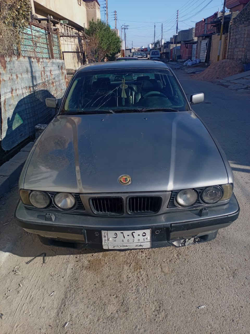 Bmw
السلام عليكم شباب BMWللبيع وارد يابان فول مواصفات محرك كير حداديه كلها بشرط بدون ضربه داخل اسود جلد  كلش جديد ترايها بعد احله /رقم مميز /***********/مكاني ابو غريب النصر وسلام
