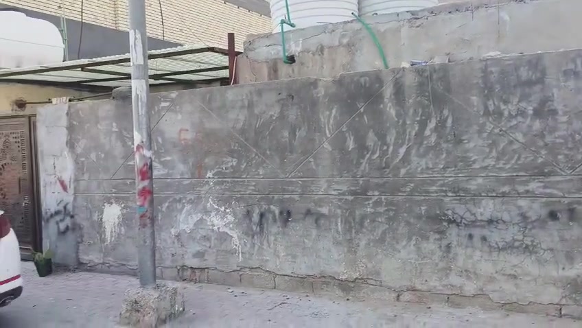 السلام عليكم بيت (قطعه ) المساحه الكليه 288 متر  واجهيه 12 متر نزال 24 -العنوان حي الغدير الاولى مقابل العماره الحمره رابع بيت عن الشارع الرأيسي 
للاستفسار ***********
