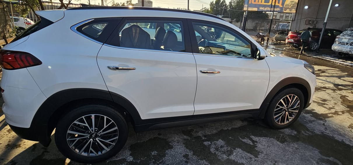 لسيارة مكانها بغداد
٢٢٨ ورقة وبيها مجال 
***********
