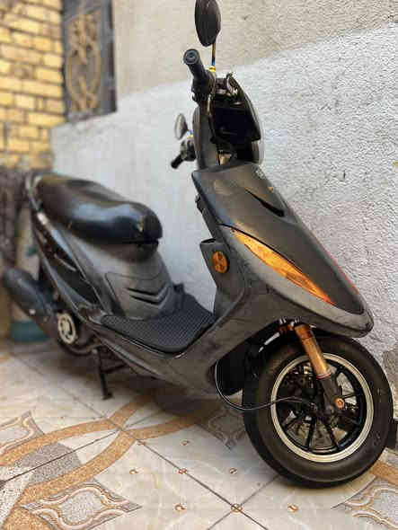 السلام عليكم دراجه ماكس عدله للبيع ما مفتوحه بلاديه 50 ما بيها نقص الدراجه كامله مزوده تزويد خارجي فقط واصلي مال حاويه شرط كفر أربع ولف اصلي فقط الكدام عادي دبلات خلفي امامي عنبار يدات ويل كب صالنصه قبق فلاوين قطره قبق عنبارمازده خلفيه وتساير أربع ولف دراجه نضيفه كلش 1150وبيها مجال قليل مكاني ناصريه رقمي ***********
