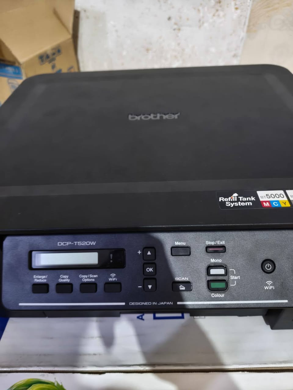 طابعة brather موديل WF-T520 جديده بحالة ممتازة باحبار خارجية تطبع 7000 ملون و 6000 اسود وابيض حبر سائل سعر الحبر 10 الف لكل الألوان سرعة الطباعة 10 ملون 18 اسود وابيض طباعة بوجهين دوبلكس بحجم A3 و A4 و A5  وB5  تحتوي على فيدر لطباعة الملازم ومجموعة اوراق بامر واحد كما تحتوي على Wifi يمكن ربطها على الموبايل وتابليت ولابتوب ومجرين ورق أمامي وخلفي لطباعة ورق الصور و استيكرات وورق مكربن وبدقة عالية 1200× 4800 Dpi من 60غم ولغاية 260غم كما تحتوي على مدخل USB فلاش و نتورك كيبل 🚦 سعر الطابعة 230 الف وبيها مجال
 🚦 مكانها بالنجف الاشرف
***********
