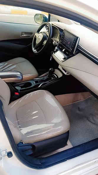 سلام عليكم
سياره جاهزه اصل أمريكي موديل 21 تخم تاير حداديه تبريد ناصريه مركز 
السعر 120
لاتصال ***********
