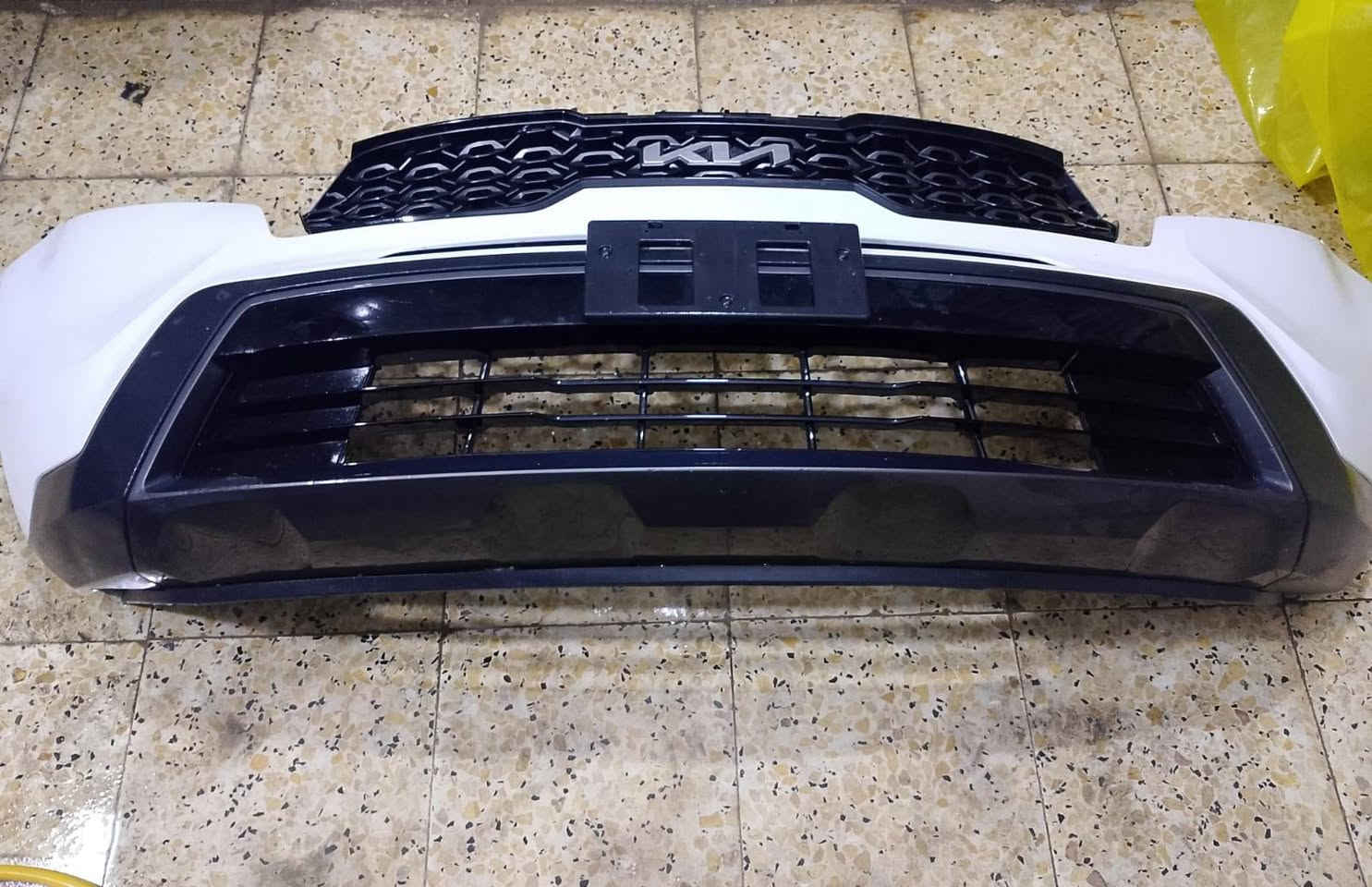 تعاميات للبيع موديل 23 اماميه وخلفيه كاملات مكاني ميسان ***********
