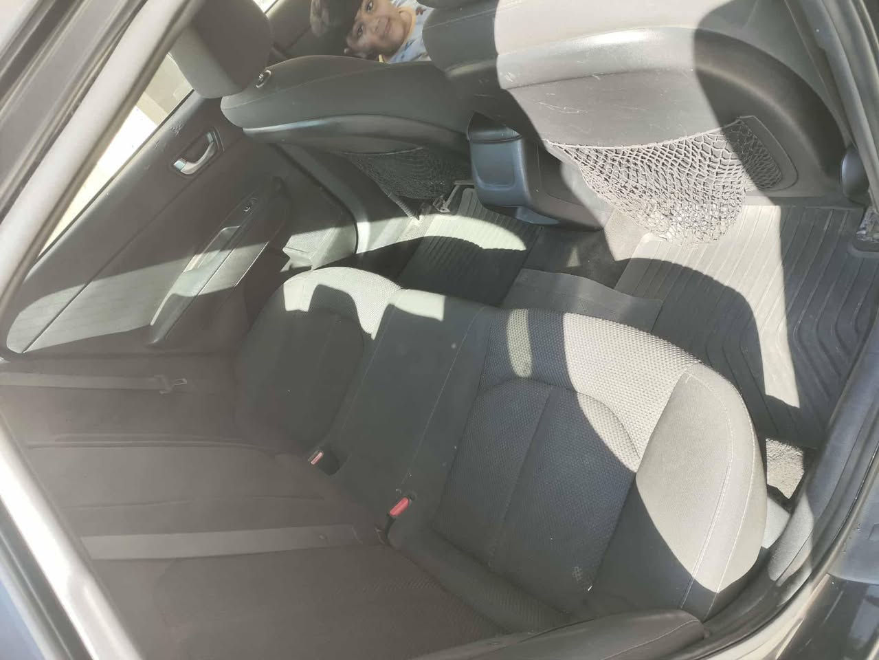 2019
فئه LX  موصفاتها معروفه

فول عدا البصمه

 ماشيه 92Km

حادثها من امريكا ضرر امامي بسيط بدون لغد وشواصي مكفولات وصور الحادث من امريكا موجودات

رقم بابل انكليزي باسمي 

مكينه وكير مكفولات

محرك 2400 GDI

مكاني حله

***********
