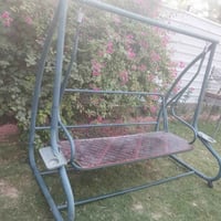 مرجوحه ٣ نفر. السعر ١٣٥ نهايته. كاونتر.قطعه واحده السعر ٦٥ نهايته   ال...