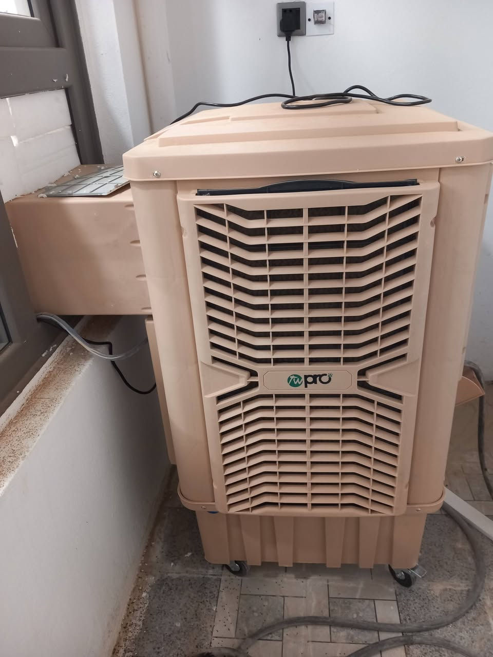 كونفيرات اصلية عدد٣ استعمال يومين فقط اخذتهن من بغداد  الوحده ب ٣٥٠ ابيع ب ٣٢٥ للإستفسار واتساب *********** المكان بعقوبة
