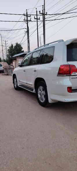 سلام عليكم لاندكروز ٢٠١٣ فطيم ماشيه ٢٠٥ مكفوله ٦ اسلندر كفاله عامه حتى الدعاميات عدا بارد جاملغ خلفي وشويه بالباب السياره جديده تخم تاير دنلوب حداديه غرفه السياره على وضع الشركه السونار بالمنشور مري قلاب تشغيل عن بعد كشن كهرباء جلد مشمشي ٣ شاشات السعر ٣٨٢ وبيها مجال كفاله من الشخط عدا البارد موضح العنوان واسط رقم مو بايل *********** رقم بغداد
