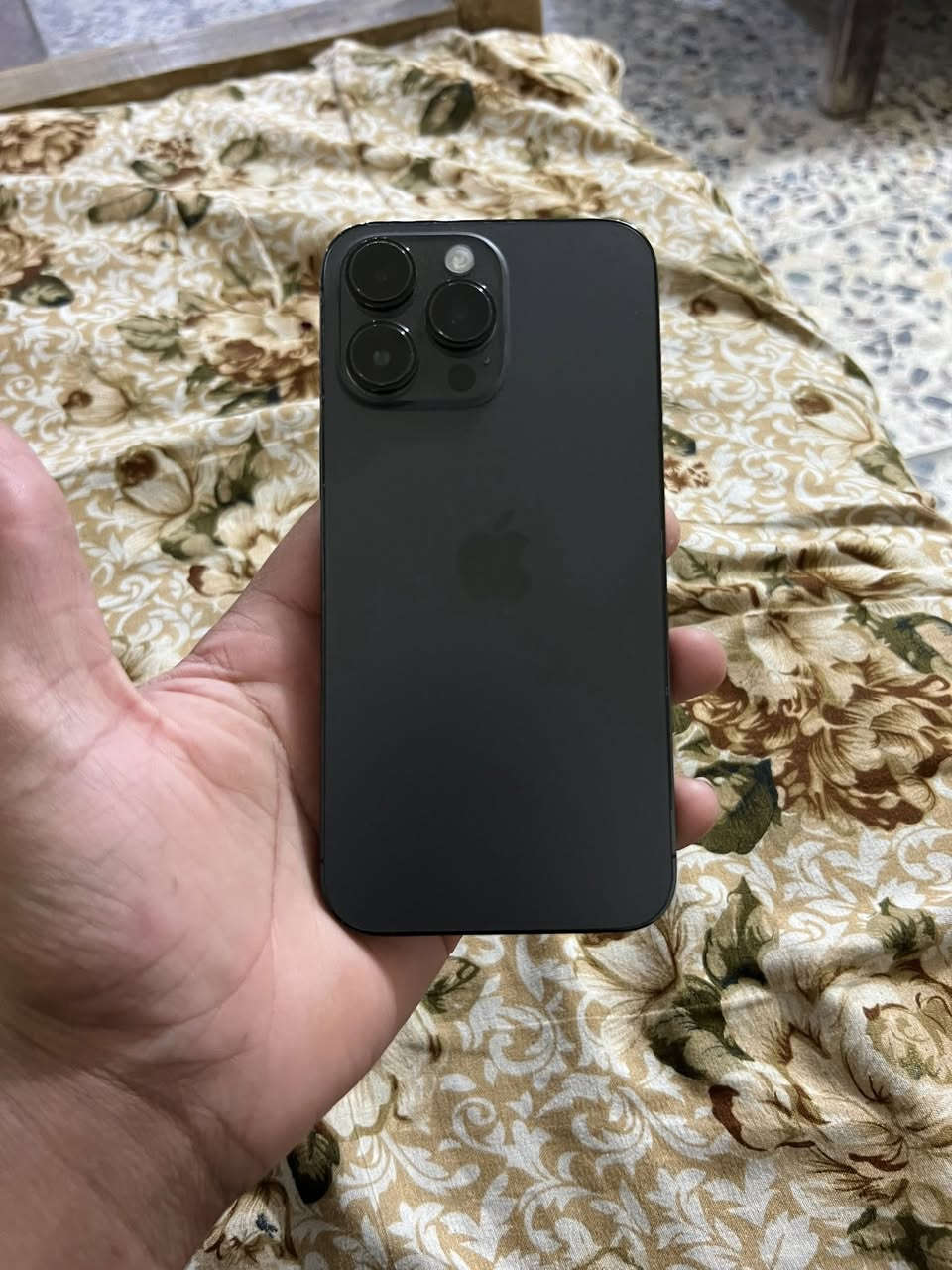 سلام عليكم ايفون ١٤ برو ماكس جهاز نضيف كلش ذاكرة ٢٥٦ جهاز فقط مستبدل شاشة وبطاري احسن نوعية سعر ٣٨٥ وبي مجال بصيط *********** مكاني بغداد مشتل ملاحضة جهاز فقط كامراتة وكفات اثر وكعة فقط باقي كلة شغال
