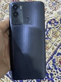 انفنكس هوت١٢i جهاز مكفول ومامصلح بطاريه 5000 ذاكره 64 سعره75وبي مجال 0...