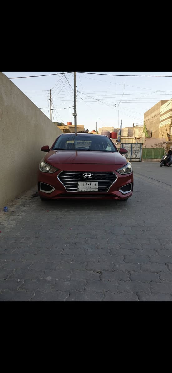 اكسنت ١٩ للبيع وارد امريكي حادثها بنيد وجاملغ 
بيها ٣ قطع صبغ محرك 1600 رقم بصرة حره بأسمي
*********** البصرة, العراق
