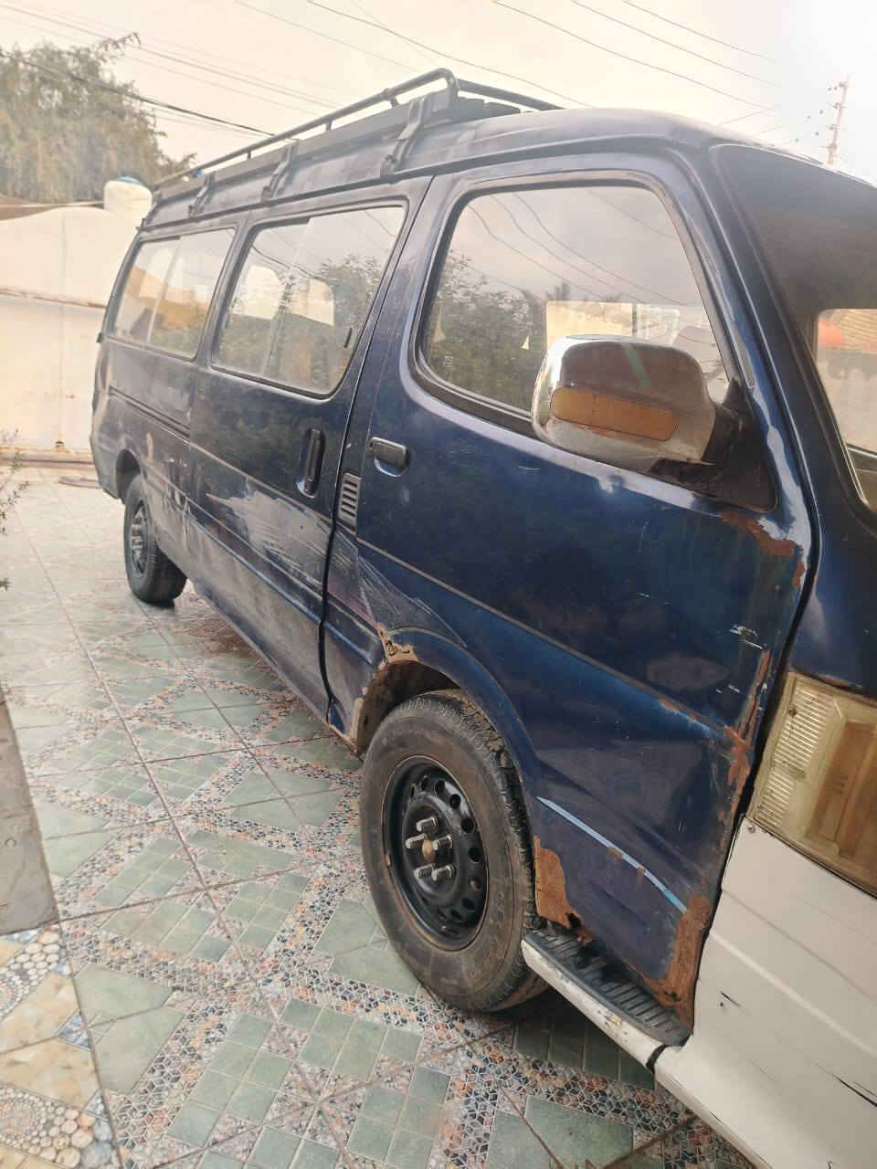 من رخصة الادمن سيارة فوتون 2010سيارة شغاله كير محرك صدر كله نظيف كهربائيات شغاله مصفرة هيئه ومرور رقمها بغداد وبيها خط باب معظم /حسينيه  سعرها 34وبيها مجال تعال شوف وتدلل  ***********
