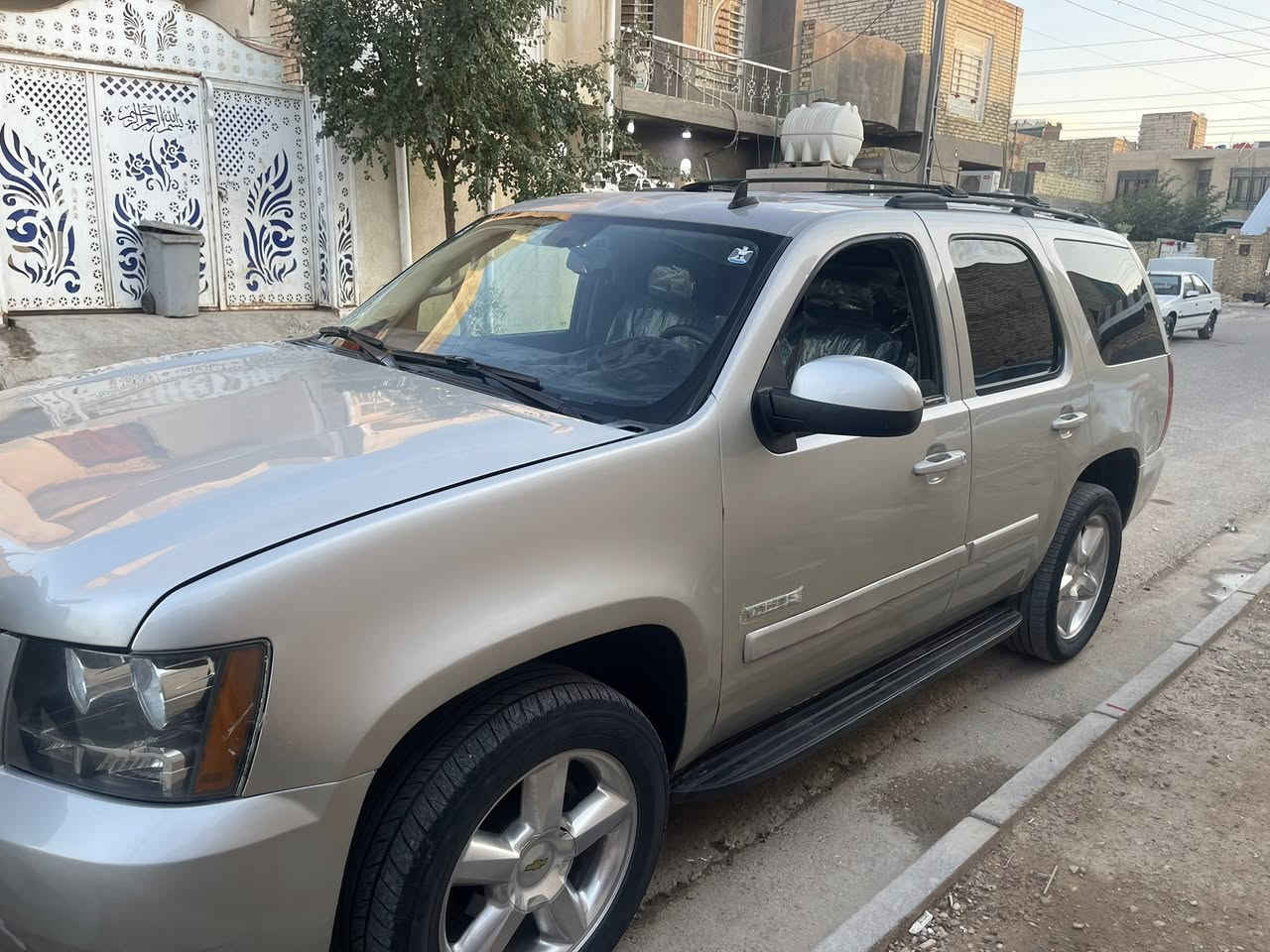 تاهو ادوات دخول جديد بيع او مراوس جديد 2009 كفاله  كص وسرقه
السيارة جاهزه من كلشي حداديه تخم تاير 
السعر 78 ورقه بيه مجال 
المكان ميسان العماره

***********

***********
