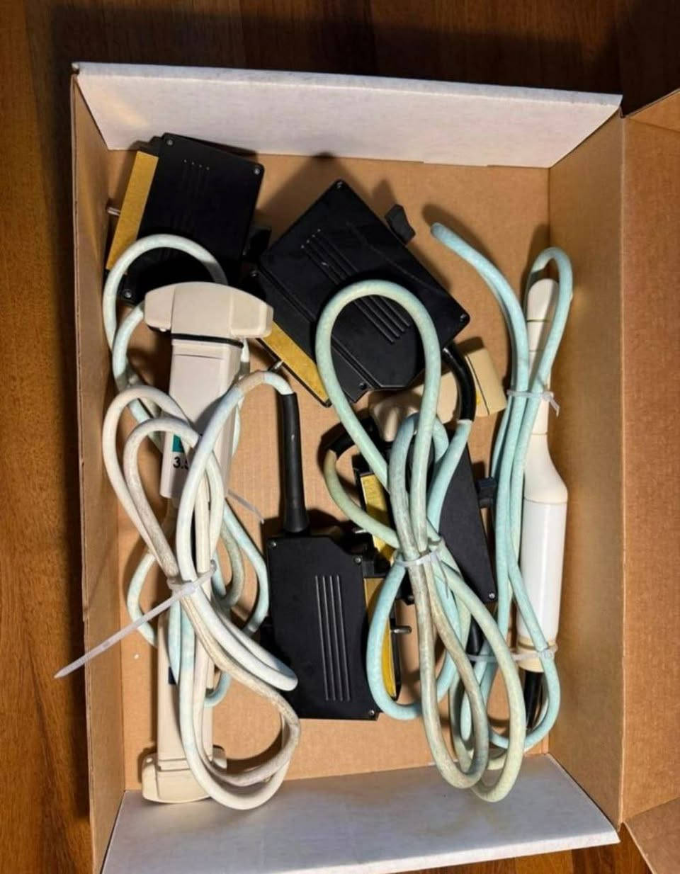 تعلن Germany Lab عن قرب وصول وجبة مختارة من ملحقات أجهزة السونار GE Healthcare (وارد ألمانيا)، بضمان النظافة والفحص الأوروبي.
​المعروض حالياً (للحجز المسبق):

​مجموعة بروبات GE متنوعة: 

​بروبات Convex (للجملة والبطن) - ترددات مختلفة.

​بروبات Linear (للغدة والثدي والأوعية الدموية) موديلات 739L و 10L - حالة ممتازة (كابلات أصلية).

​طابعات Sony Medical الأصلية: 

​موديل Sony UP-D895MD الشهير (ديجيتال).

​جودة طباعة عالية واعتمادية ألمانية.

​✅ لماذا تحجز من Germany Lab؟

​البضاعة مشحونة مباشرة من ألمانيا (ليست مستهلكة محلياً).

​فحص بصري وتقني دقيق قبل الشحن.

​أسعار تنافسية جداً (كسر سعر الوكيل والمكاتب).

​📍 التوصيل: متاح لبغداد وكافة المحافظات فور وصول الشحنة.
📞 للاستفسار والحجز  مراسلتنا على الخاص ا الواتساب 004915755983080


**إذا كنت صاحب هذا الإعلان وتريد حذفه لأي سبب، رجاءا أرسل رسالة إلى الدعم الفني**