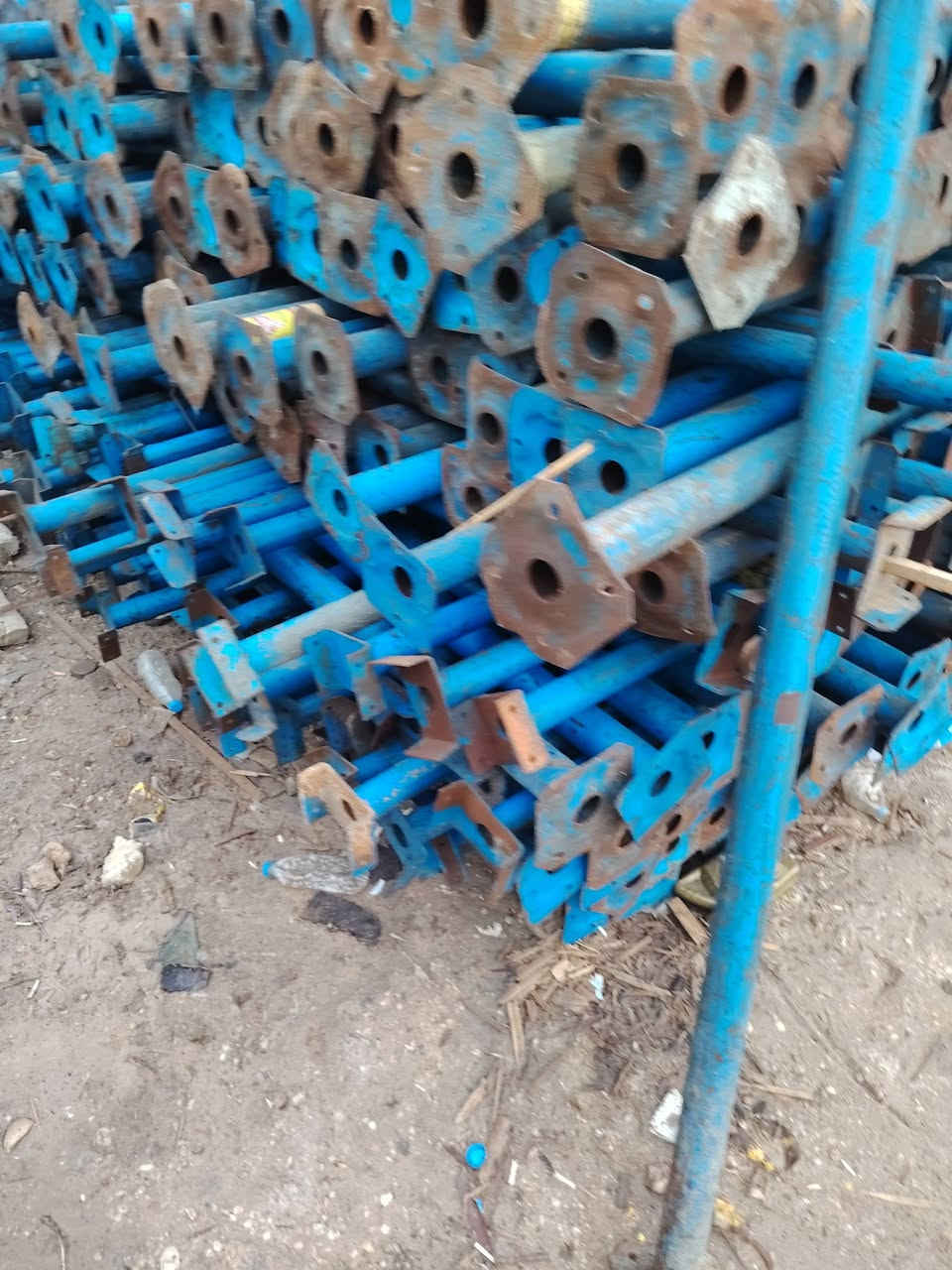 السلام عليكم
جكات للبيع حاضن حرفQ ثقيل نظيف جداً
***********
