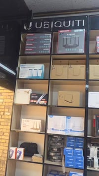 راوترات حديثة • ماركات عالمية • تقاطع جریخی