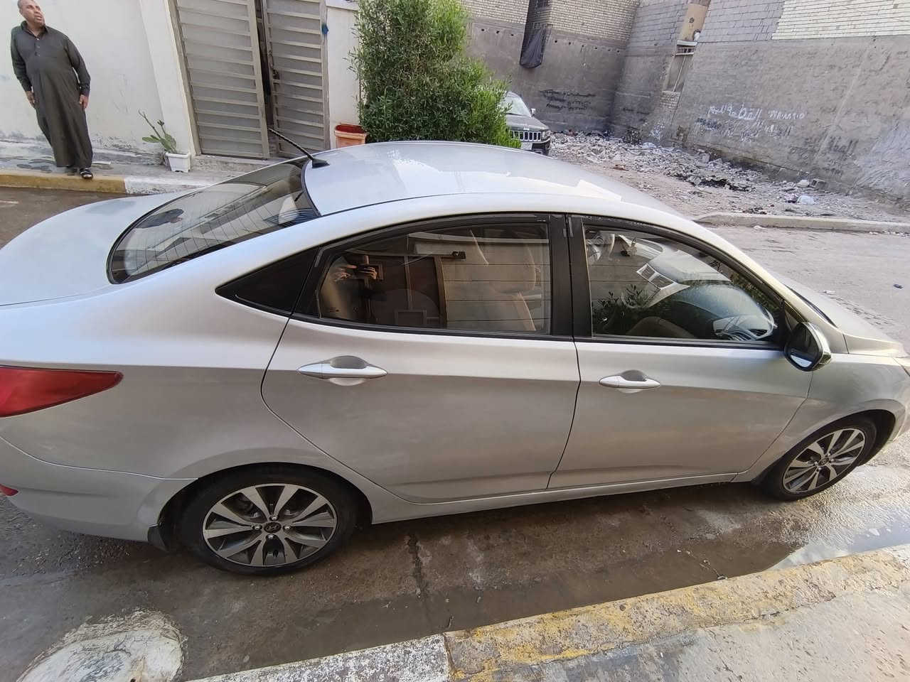 اكسنت٢٠١٦ خليجي رقم قادسيه باسمي حادثها جاملغ خلفي بيها مكانات صبغ ابيع حزام كهربائيات كامله لايت زنون شاشه تبريد ثلج كير مكينه كفاله السعر٩٠ مكاني بغداد الدوره 
الرقم:   ***********
