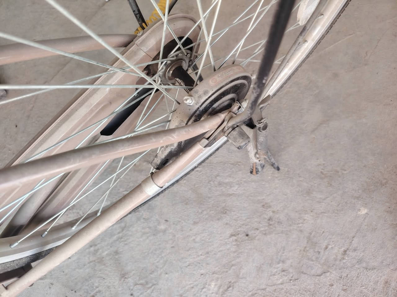 سلام عليكم
باسكل BDمل خزن يعني بترابه جديد لوك
موديل 21
مختم كامل السعر النهائي 130
روح اسال عليه مستخدم 150مكاني الهاشميه 
التواصل ***********
