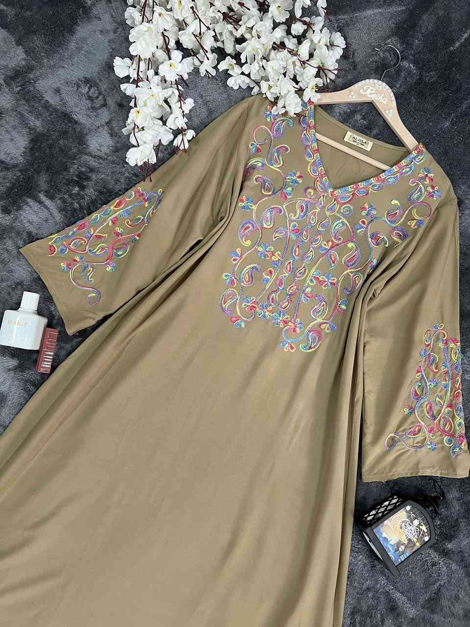 سعر 12,750
قماش كشمير اصلي درجة أولى طول كامل ♥️
كلة تطريز


**إذا كنت صاحب هذا الإعلان وتريد حذفه لأي سبب، رجاءا أرسل رسالة إلى الدعم الفني**