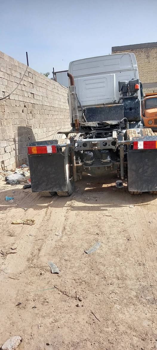 سلام عليكم اكتروز مديل ٢٠٠٨ فحل سياره نضيفه قلاب ثلاث محاور  بسمي رقم واسط الاستفسار ***********
