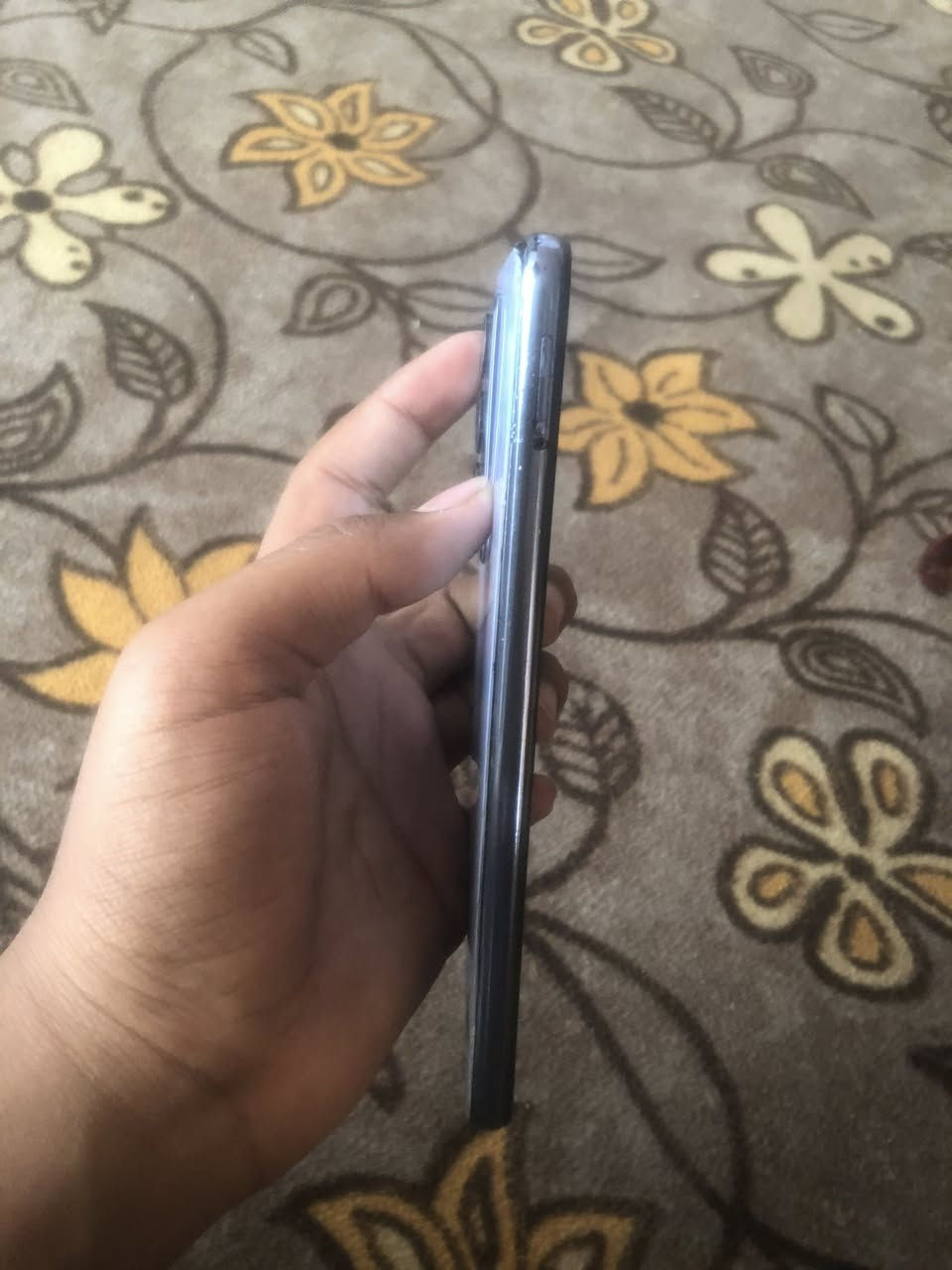 السلام عليكم جهاز للبيع السعر ٥٠الف 
السماعه ما تشتغل تكدر تسمع بل هتفون


**إذا كنت صاحب هذا الإعلان وتريد حذفه لأي سبب، رجاءا أرسل رسالة إلى الدعم الفني**