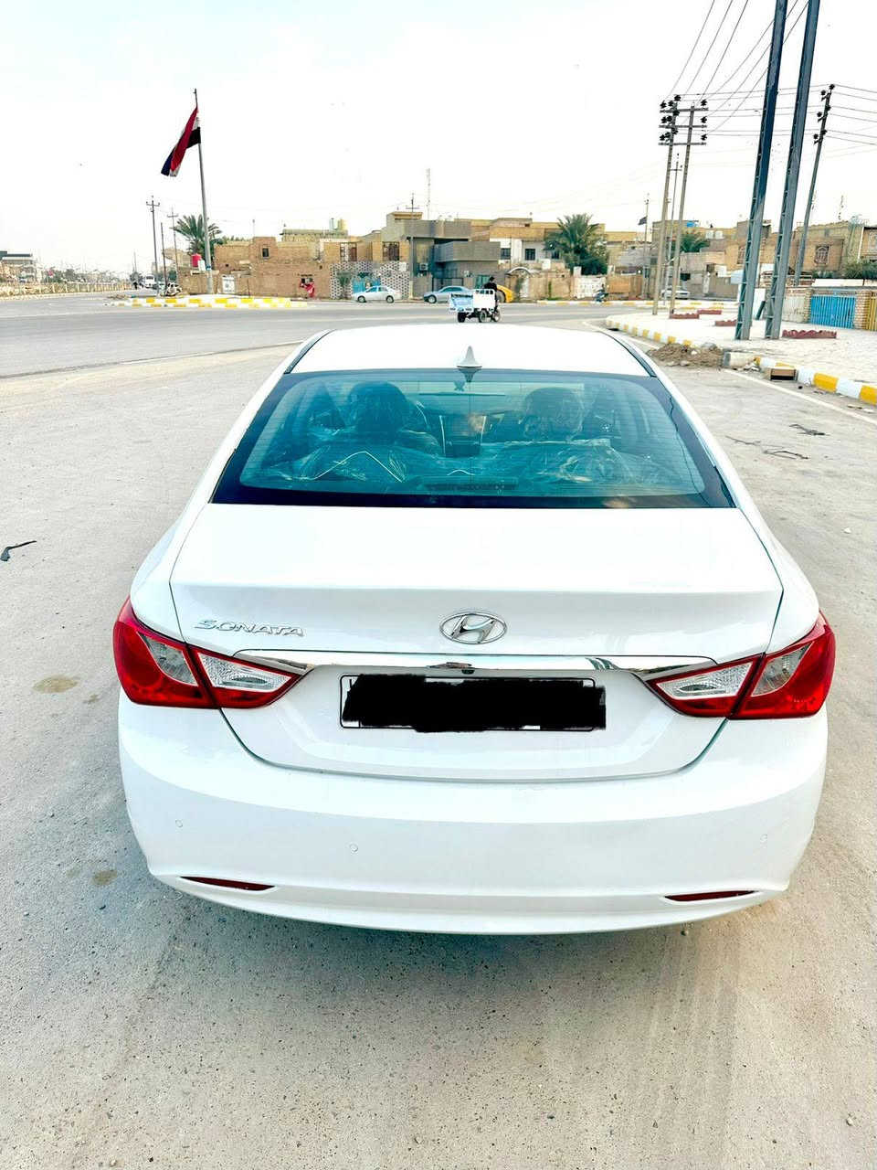 السلام عليكم ورحمة الله 
سوناتا 2014 للبيع #بنزين 
مكينه دوش 2000
ادوات ادوات ادوات 
كصه جنطه دخول جديد
ارقام وسنويه شمالي
طبق الاصل مع الشاصي 
وكاله بـ اسم المشتري
فول عدا البصمه 
تبريد +تدفئه 
تحكم ستيرن 
شاشه كبيره 
كامره خلفيه 
حساس خلفي 
كشنات جلد كهرباء ⚡️ 
حداديه 1/1
تخم تاير كارتون 
شخط واحد مابيهه
الشراي يتصل وبلخدمه 
المكان ذي قار 
السعر 55 ورقه بيه مجال للشراي قليل 
للاتصال ‭0787 404 4290
