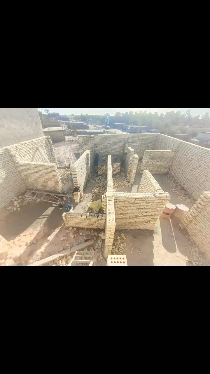 خلفة بناء ولبخ وتطبيك ارضيات شغل نظيف اوحلو متفرغ رقم الهاتف ***********
