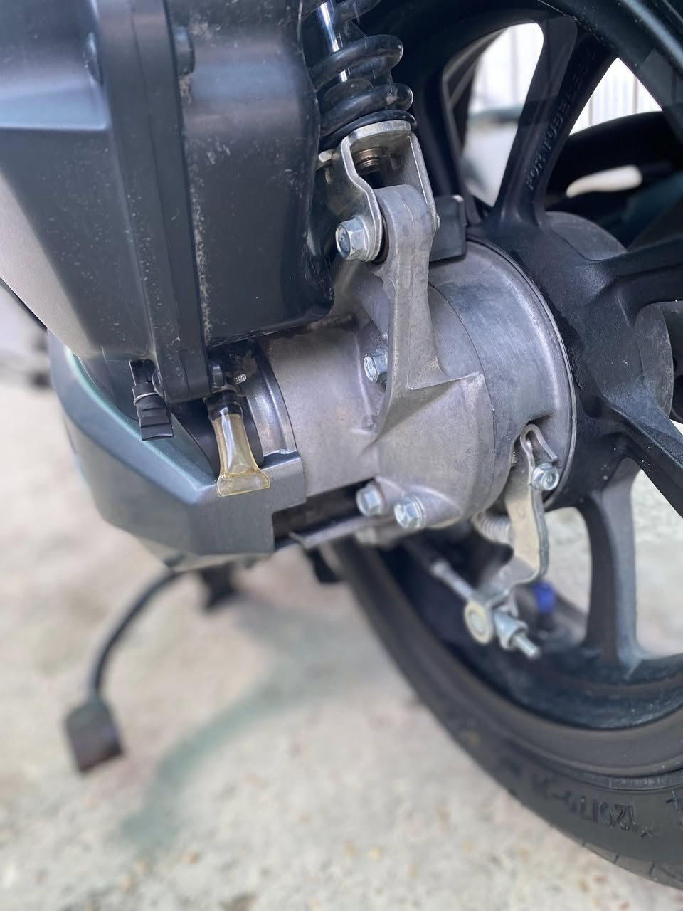 سلام عليكم بي سي اكس جيل ثالث هايبرد هايبرد يعني شحن وبانزين ياباني اصلي دراجه فول موصفات يعني شي قوي 💪 مواصفات آي بي إس تدفءه يدات جهاز إنذار بصمات ثنين ام الكود جي بي إس تحديد موقع حساس زدحام ماشبه ٨ آلاف مغلفه بي بي إف بل كامل حمايه كفرات دراجه بعده بحاله الوكاله يعني الدراجه اعلى فءه  بل بي سي اكس مكان بغداد شارع فلسطين سعره ٣٠ ورقه وبيه مجال بسيط وقابل للمرؤوس *********** إذا ماعجبك المنشور اعبر بكلمه طيبه ♥️
