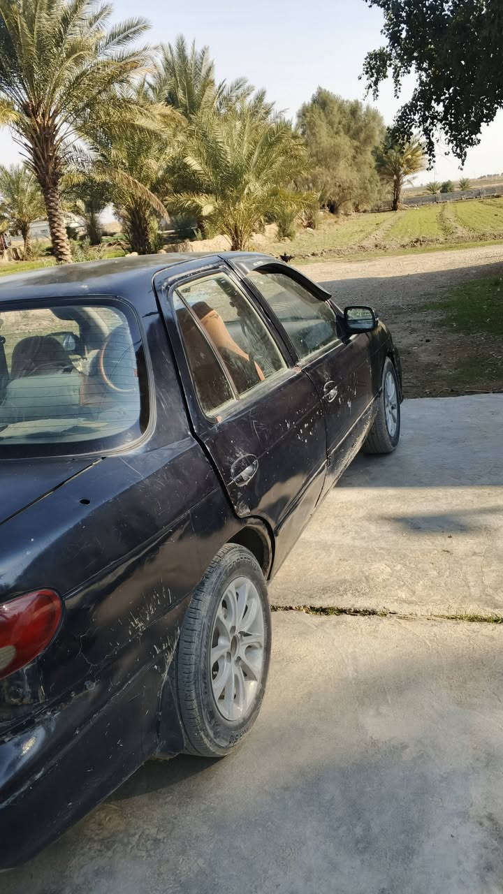 للبيع سياره سيفيا مديل 94رقم ديالى مكان شهربان شراي يتصل ***********
