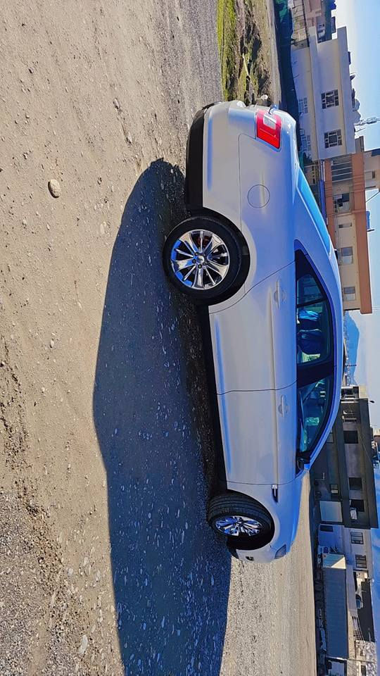 فۆرت تاورس 2011 شەریکەی نیڤا  لیمیتید فول مواسەفات دوو پارچە بۆیاغ گێڕو مەکینەو توندو تۆڵی بە شەرت ڕەنگی سەدەفی نرخی 108 گەڵاو کەمێک مەجال. *********** رانية, السليمانية
