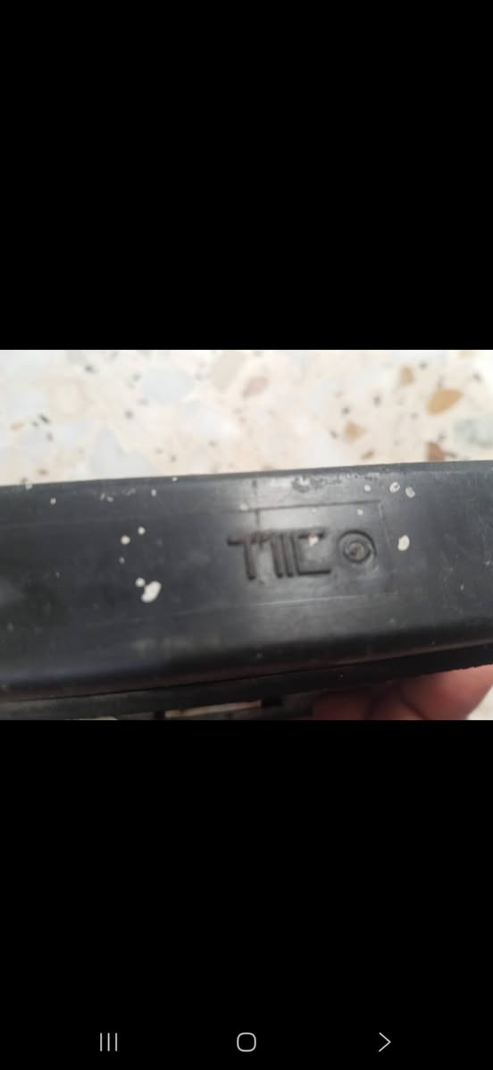 السلام عليكم  للبيع اصليات 
عقل ثعلب جي تي ار سعره ٣٠ وبيه مجال 
ويل ماكس عدله ٣٥ بي مجال
بغداد / ***********
