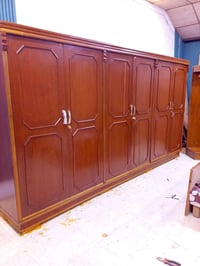 خزانة • مستعملة • رمادي الملعب